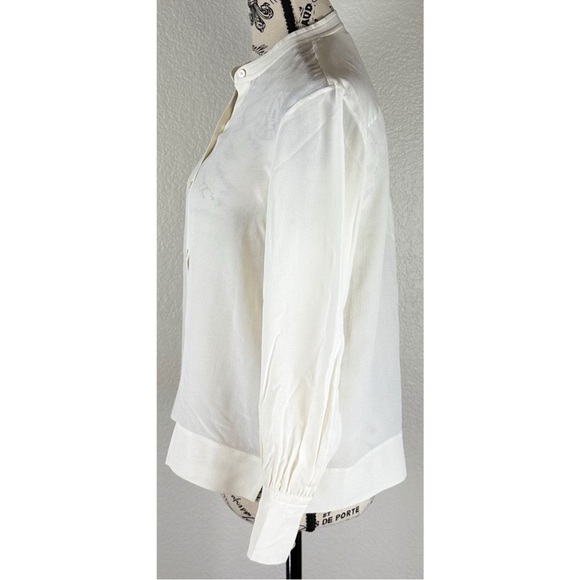 Everlanr Women's Ivory 100% Silk Button Down Blouse, size 0 - Picture 4 of 8